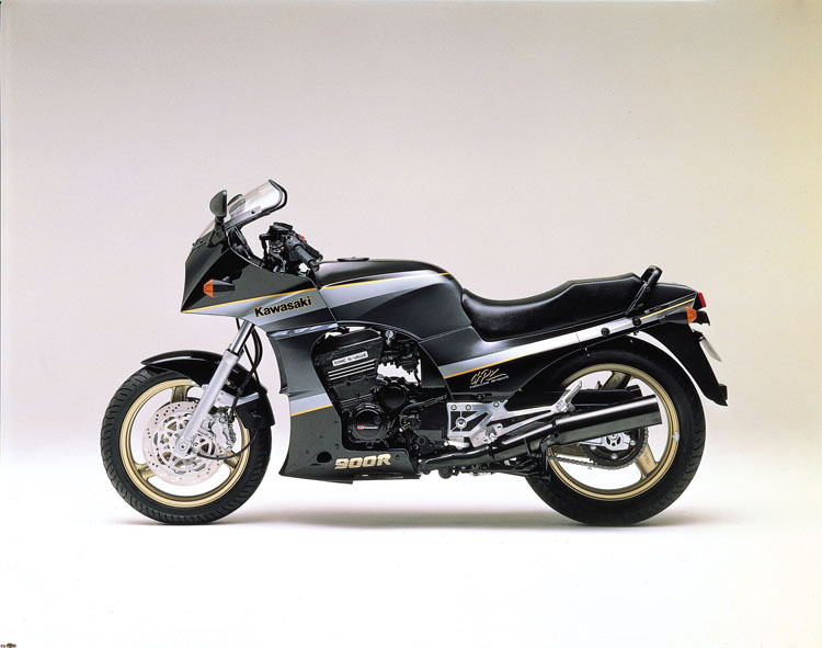 ゼファー ZZR400 ZRX400 GPZ900R ZR-7 GPZ1100 ZX-6R 黒F06