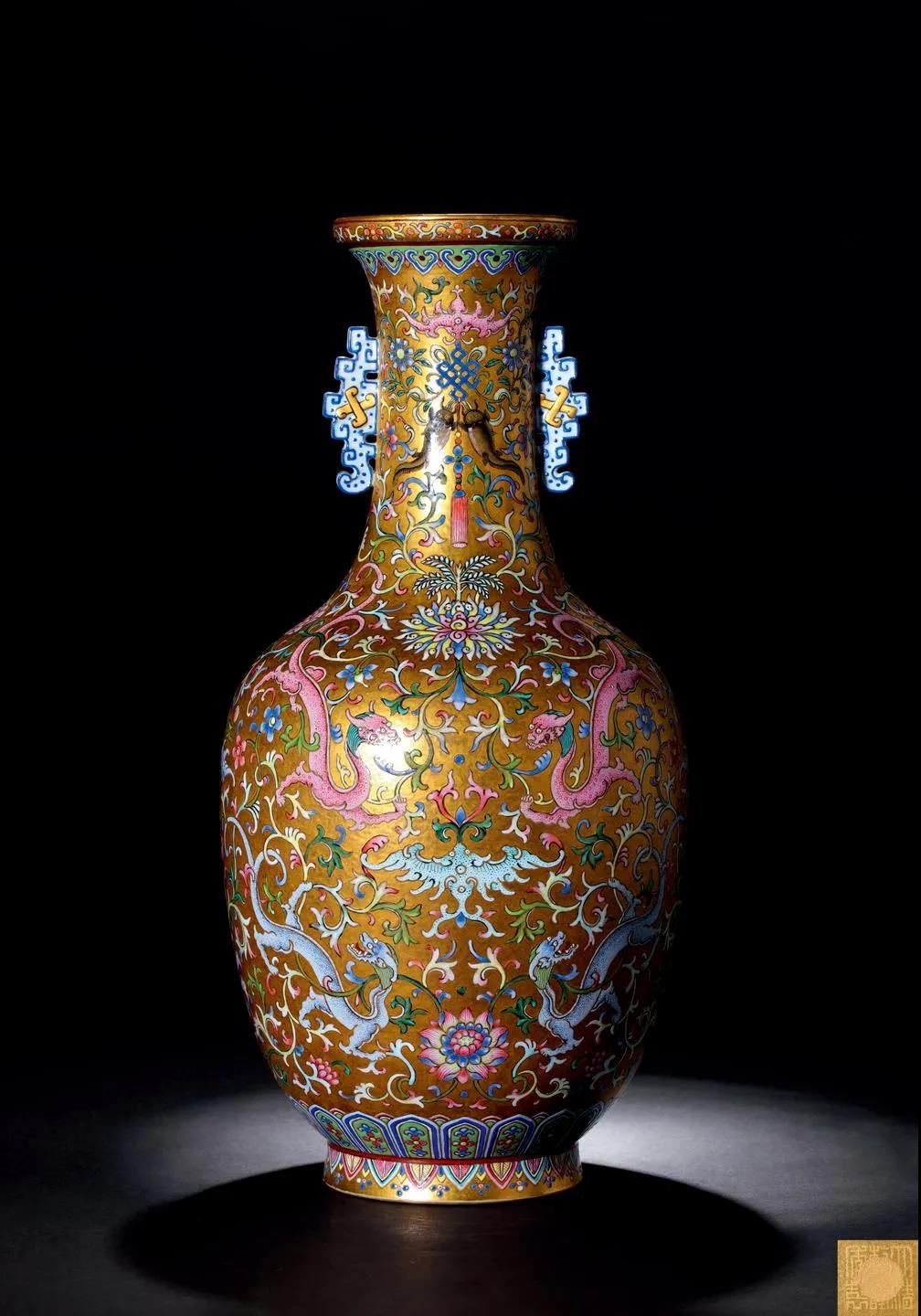 清朝 乾隆年製 エナメル 花瓶 工芸品 磁器 置物 アンティーク