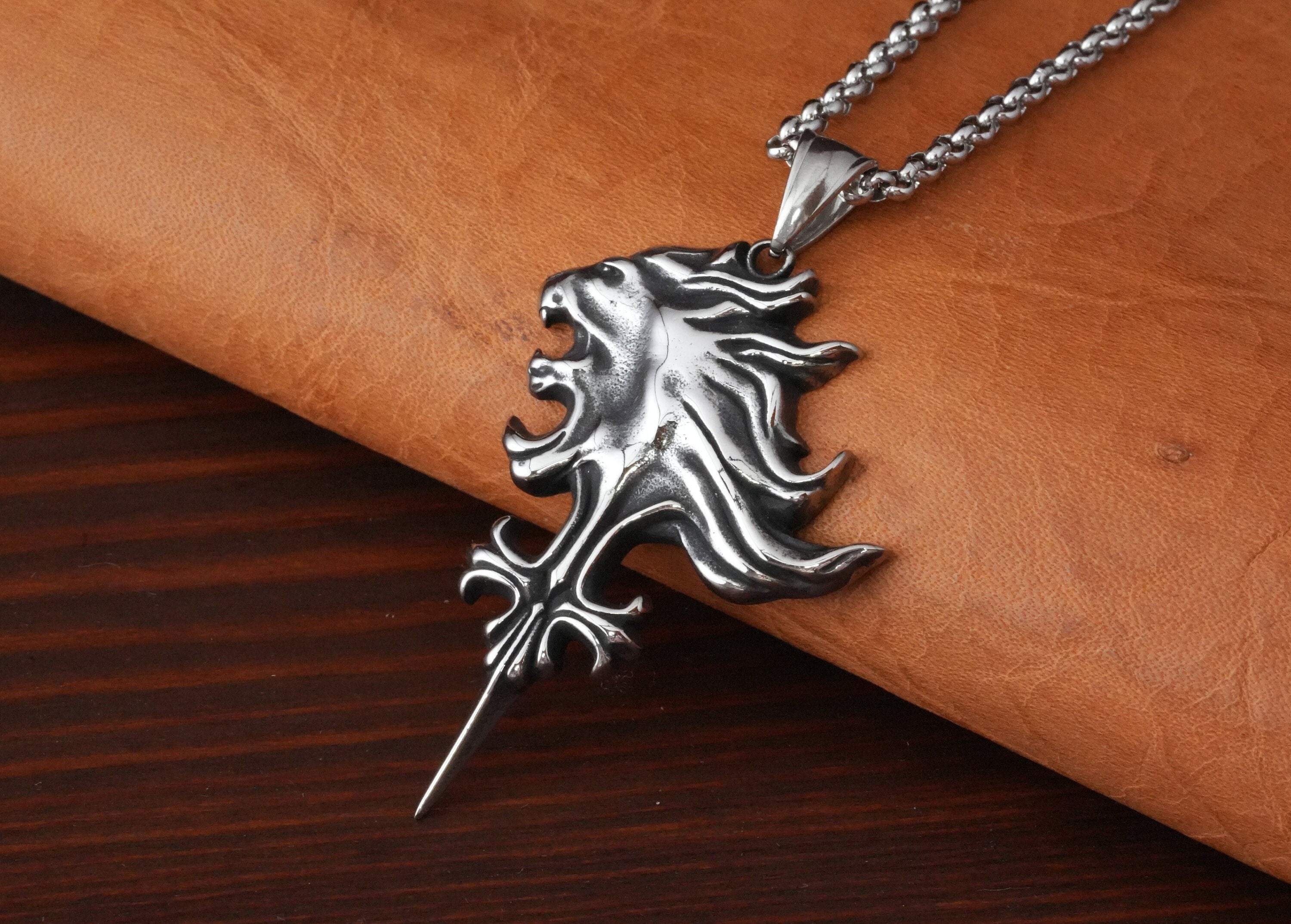 Final Fantasy VIII Large Squall Leonhart Griever Necklace Sterling