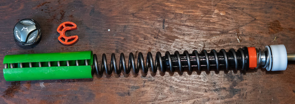 マルゾッキ・Z1、コイルスプリングモデル登場！ │ BIKEBIND bike diary