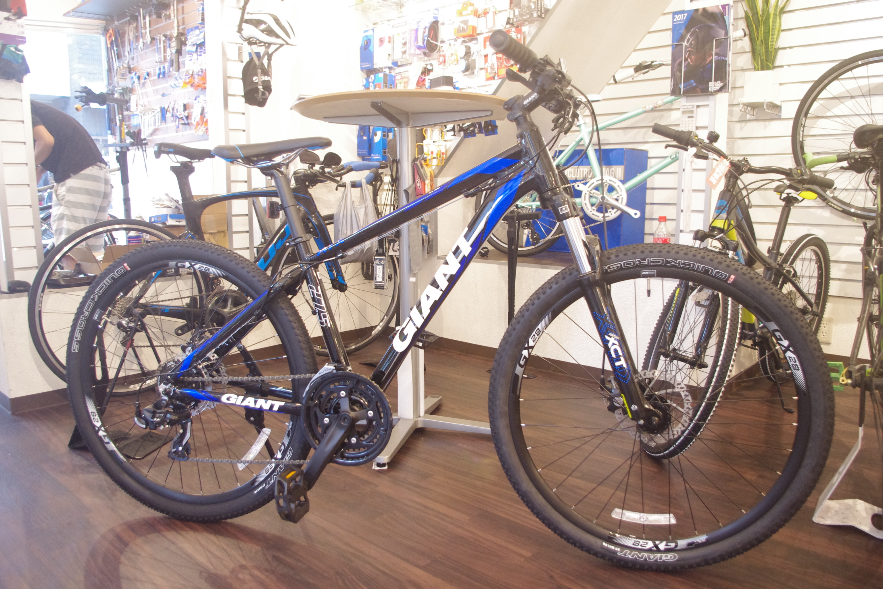 時代は27.5なのか!?? 2017 GIANT ATX(ジャイアント エーティーエックス