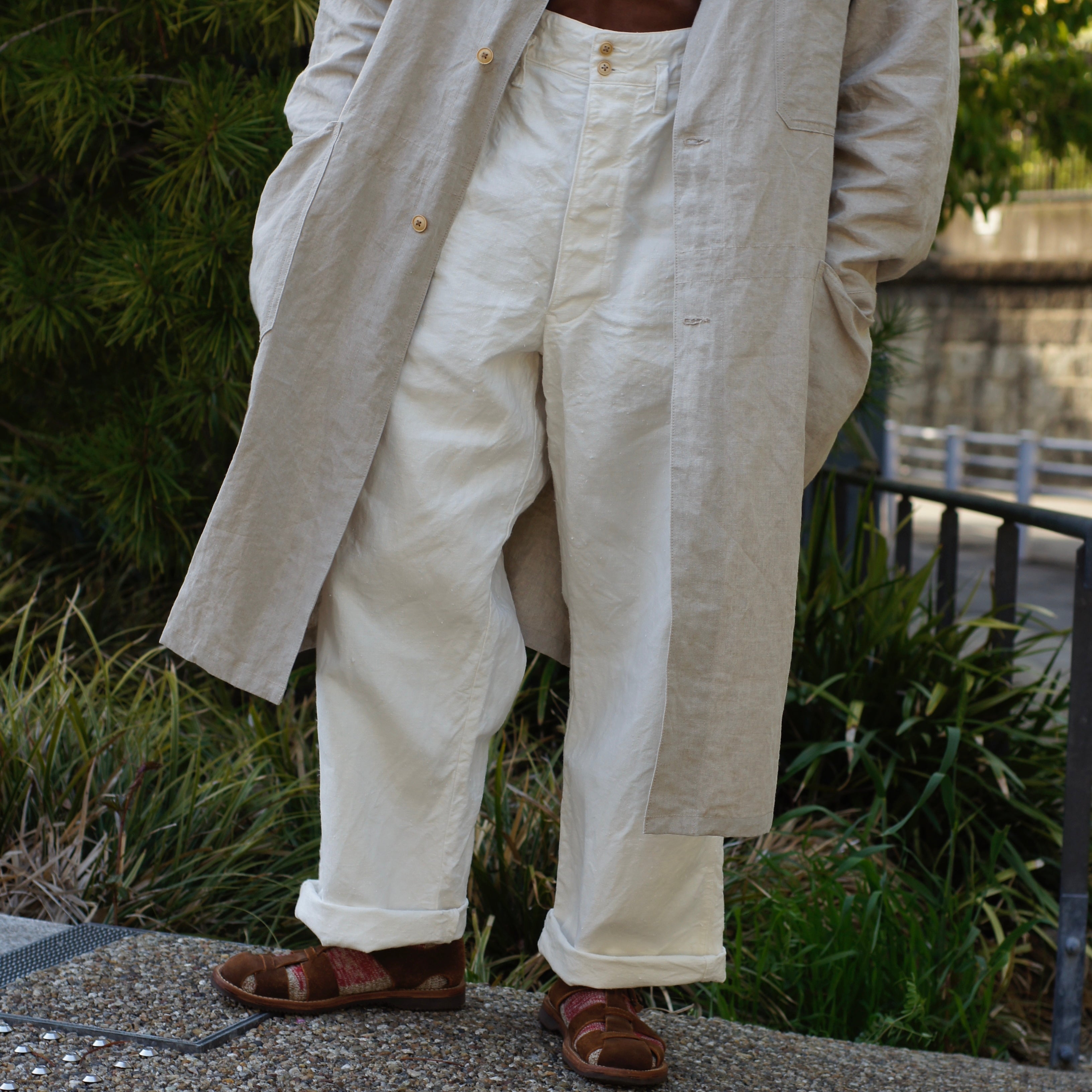 白パンの季節がやってきました》FRENCH WORK PANT - HEMP CANVAS
