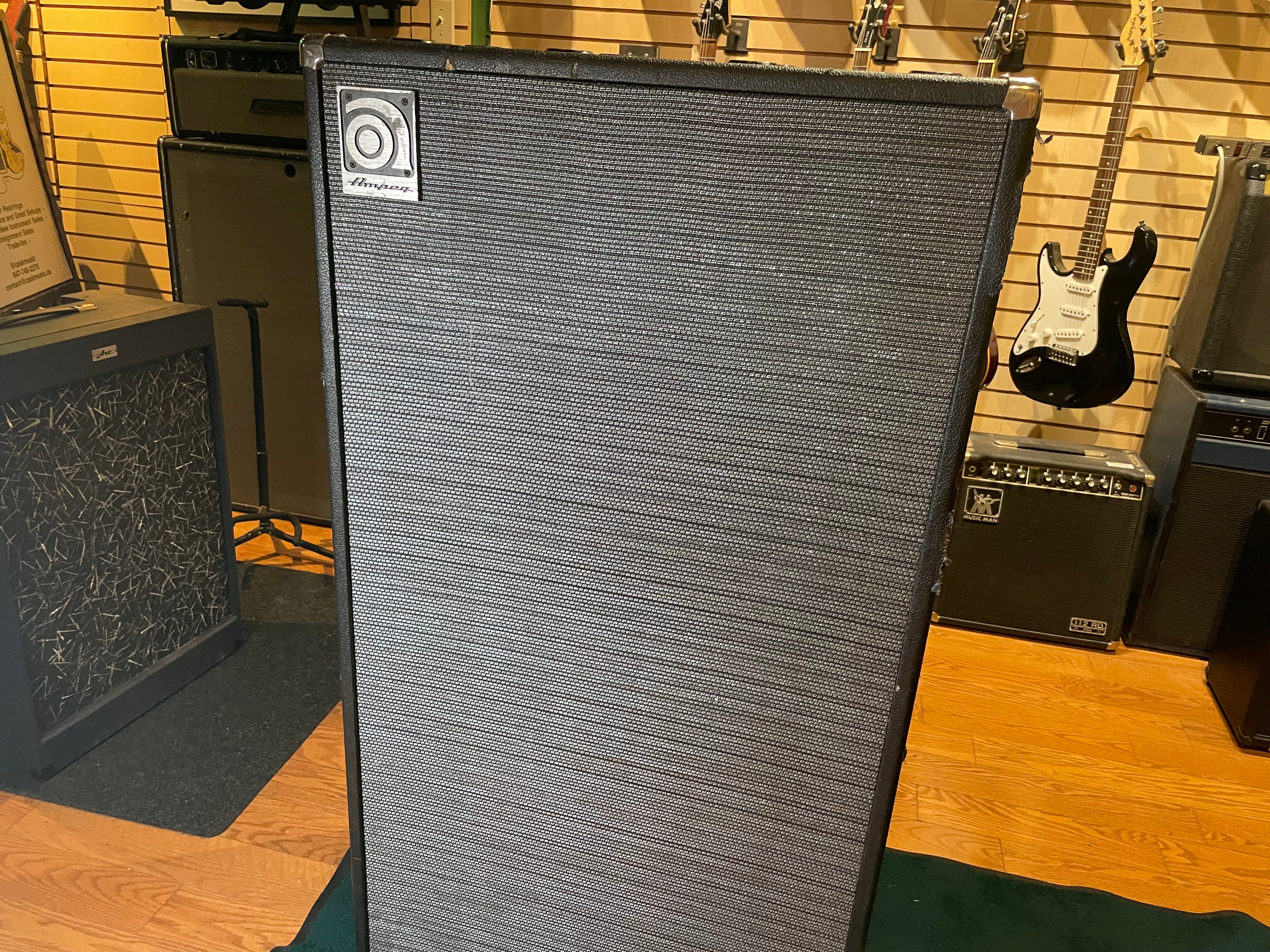 Ampeg SVT810AV 8x10 Bass Cabinet Used Toronto, ON | Cask Music