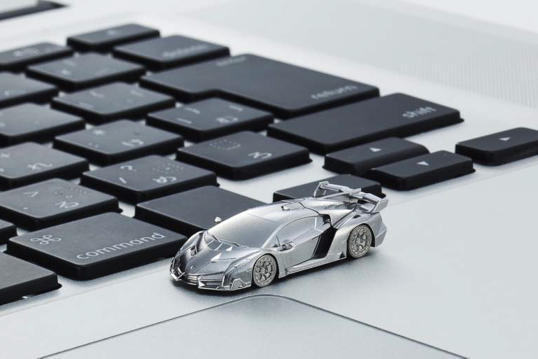 京商、世界最小1/150スケールの「ランボルギーニ ヴェネーノ」 - Car Watch