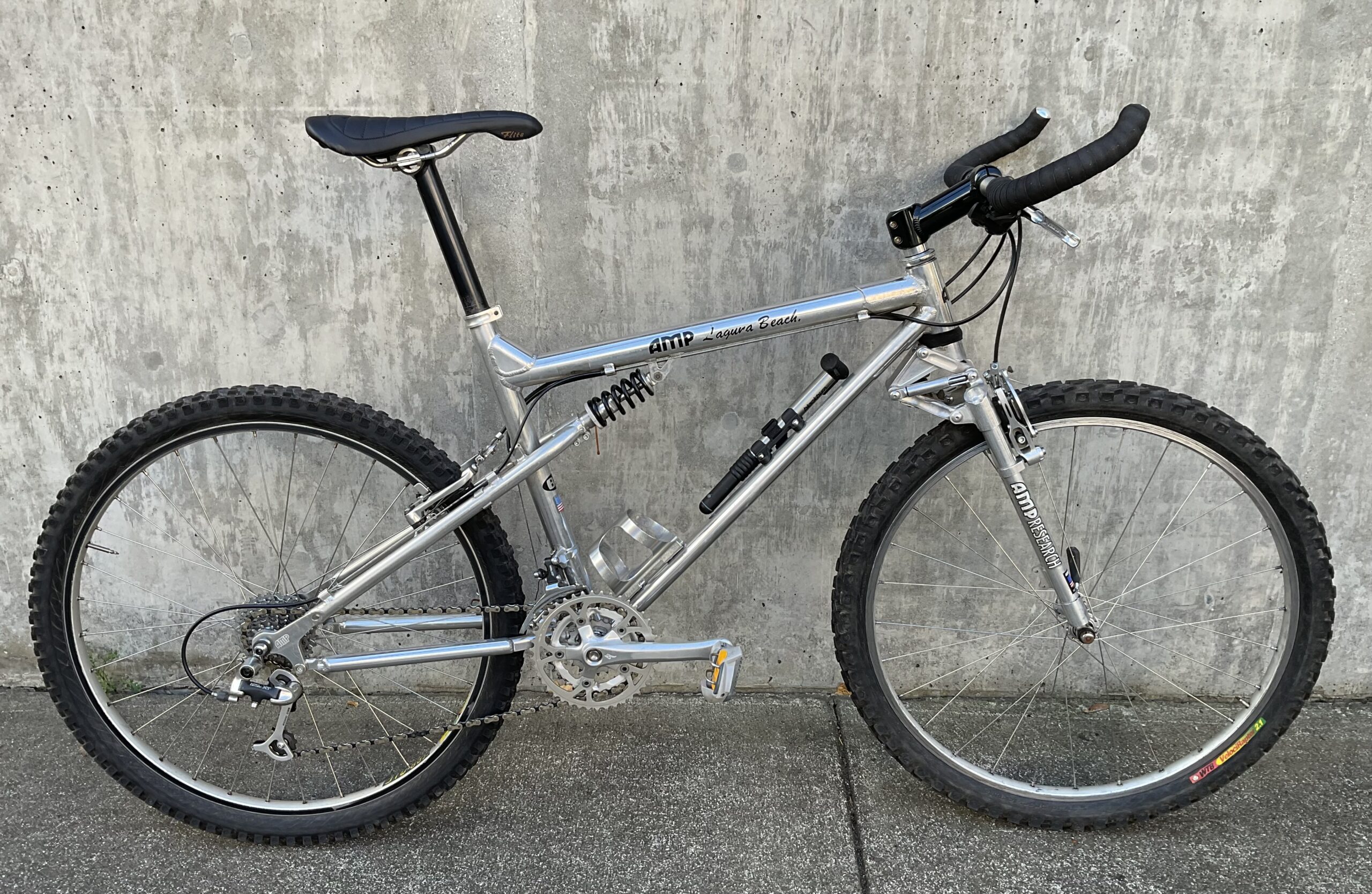 Dan Priest's Amp Research B3 mountain bike - Classic Cycle Bainbridge