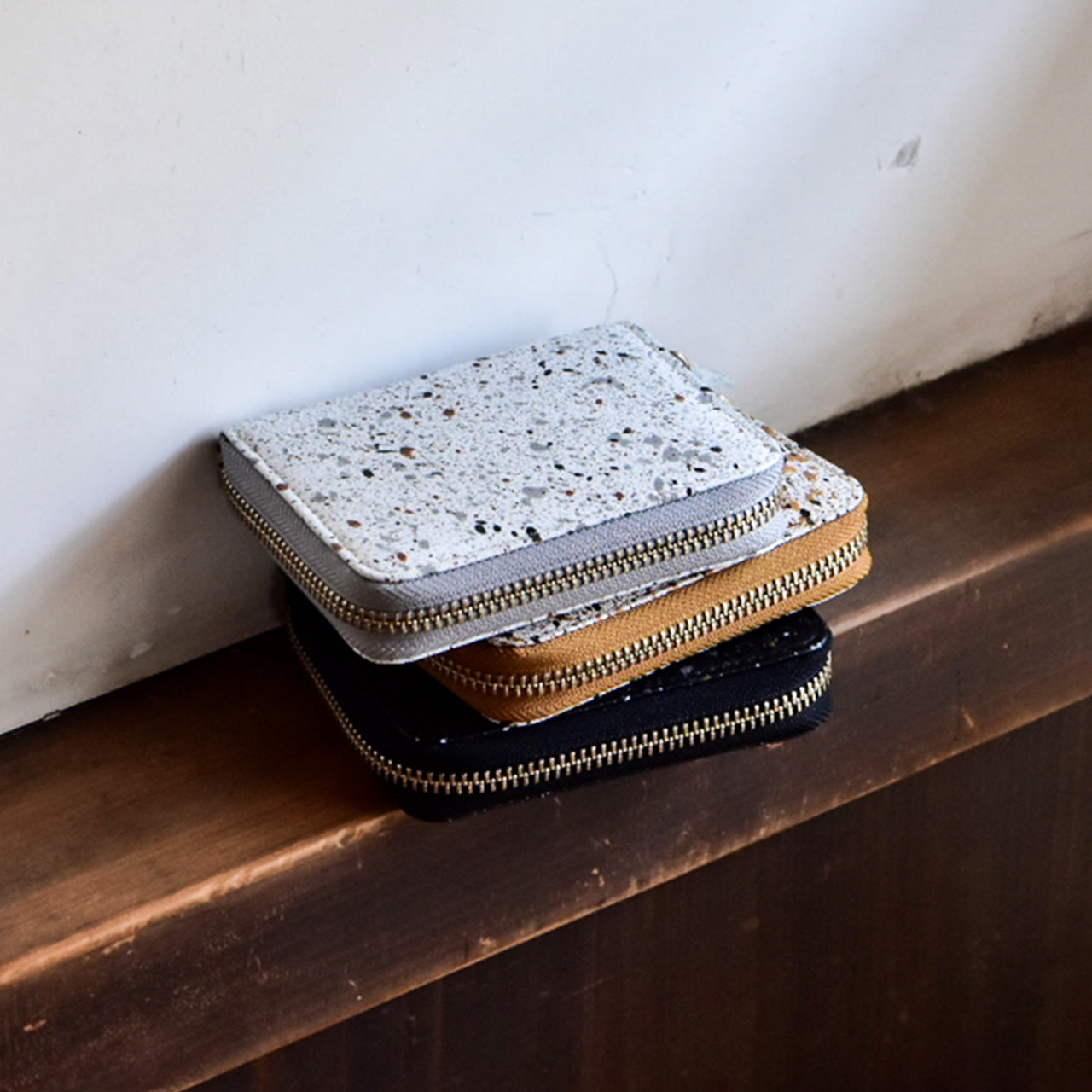 MIKAGE】MINI ROUND ZIP WALLET / ミニラウンドジップウォレット