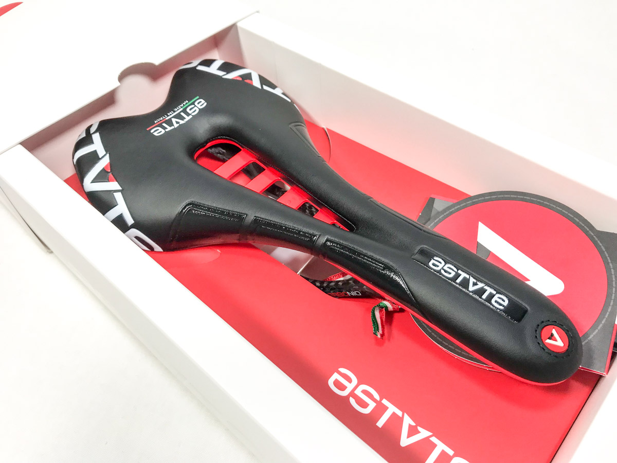 インプレ】Astvte SKYLITE 3.0 VT i-PROF【サドルの硬さ比較