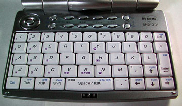 Mobile：PDA型携帯FOMA「SH2101V」ショートインプレッション