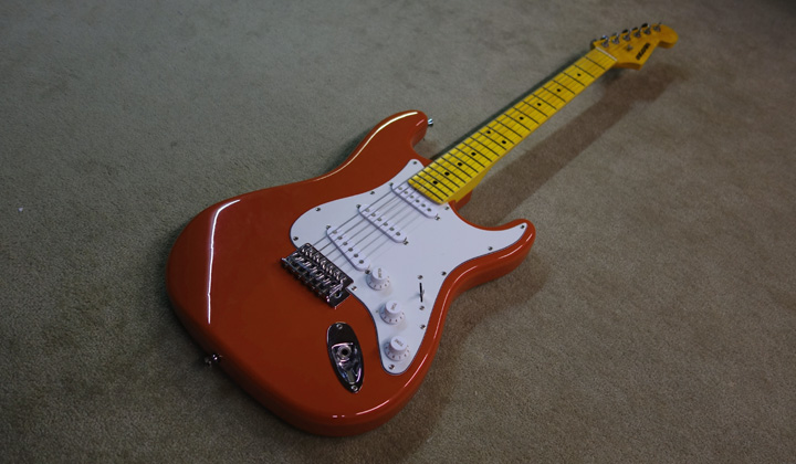 SELDERというメーカーのストラトキャスターを買ってみた。古着屋で3000