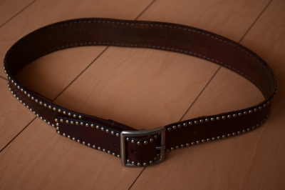 Whitehouse COX （ホワイトハウスコックス）スタッズベルト