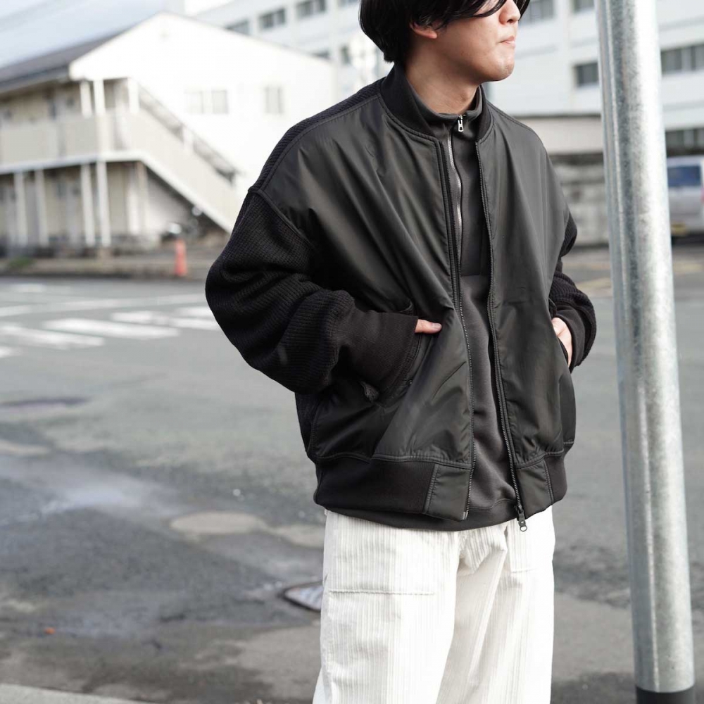 CURLY 冬に絞らず広い視野で。ロングシーズン着れるボンバージャケット