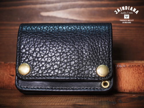 TRWS-ABB アメリカバイソンのショートトラッカーウォレット