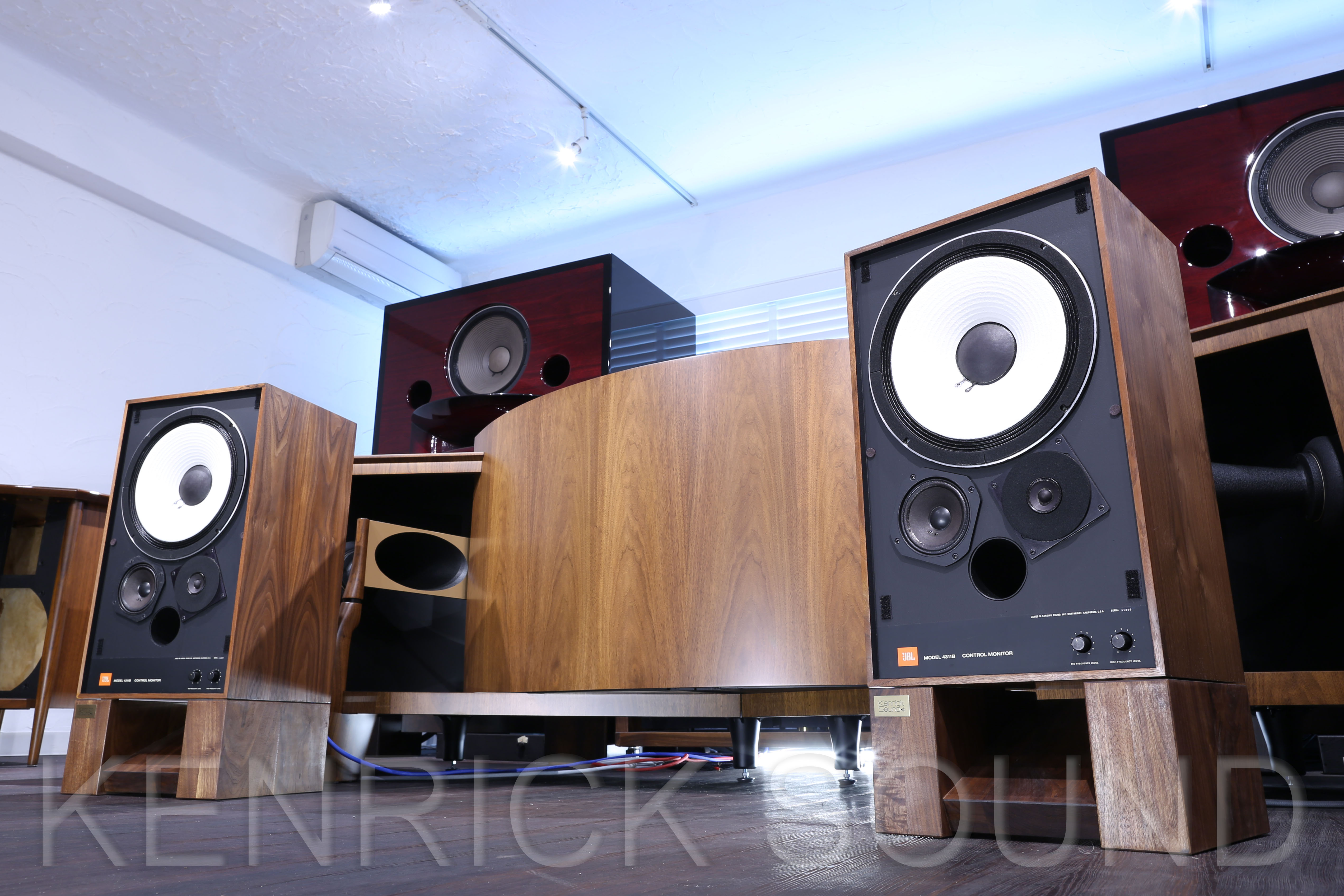 JBL 4311B ウォールナットキャビネット ケンリックサウンド・メンテ品