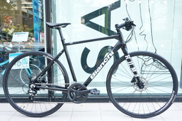 有明ガーデン店入荷情報】BIANCHI ROMA3 DISC 2021年モデル クロス