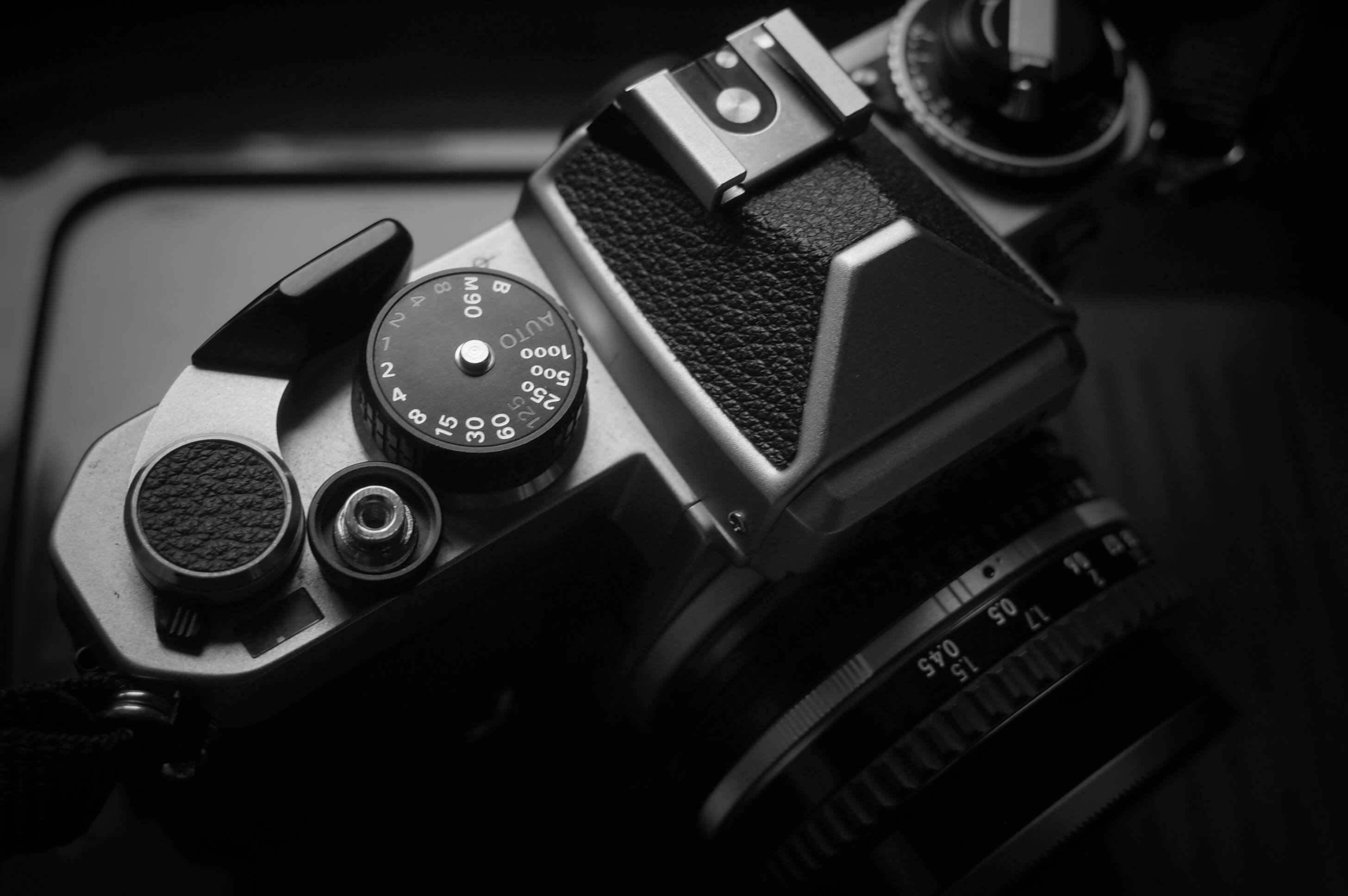 いま振り返る、Nikon FEとの運命的な出会い。｜記憶カメラ