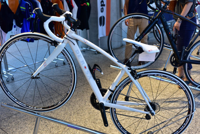 De Rosa FEDE デローザ フェデ 軽快なアルミフレームのロードバイク