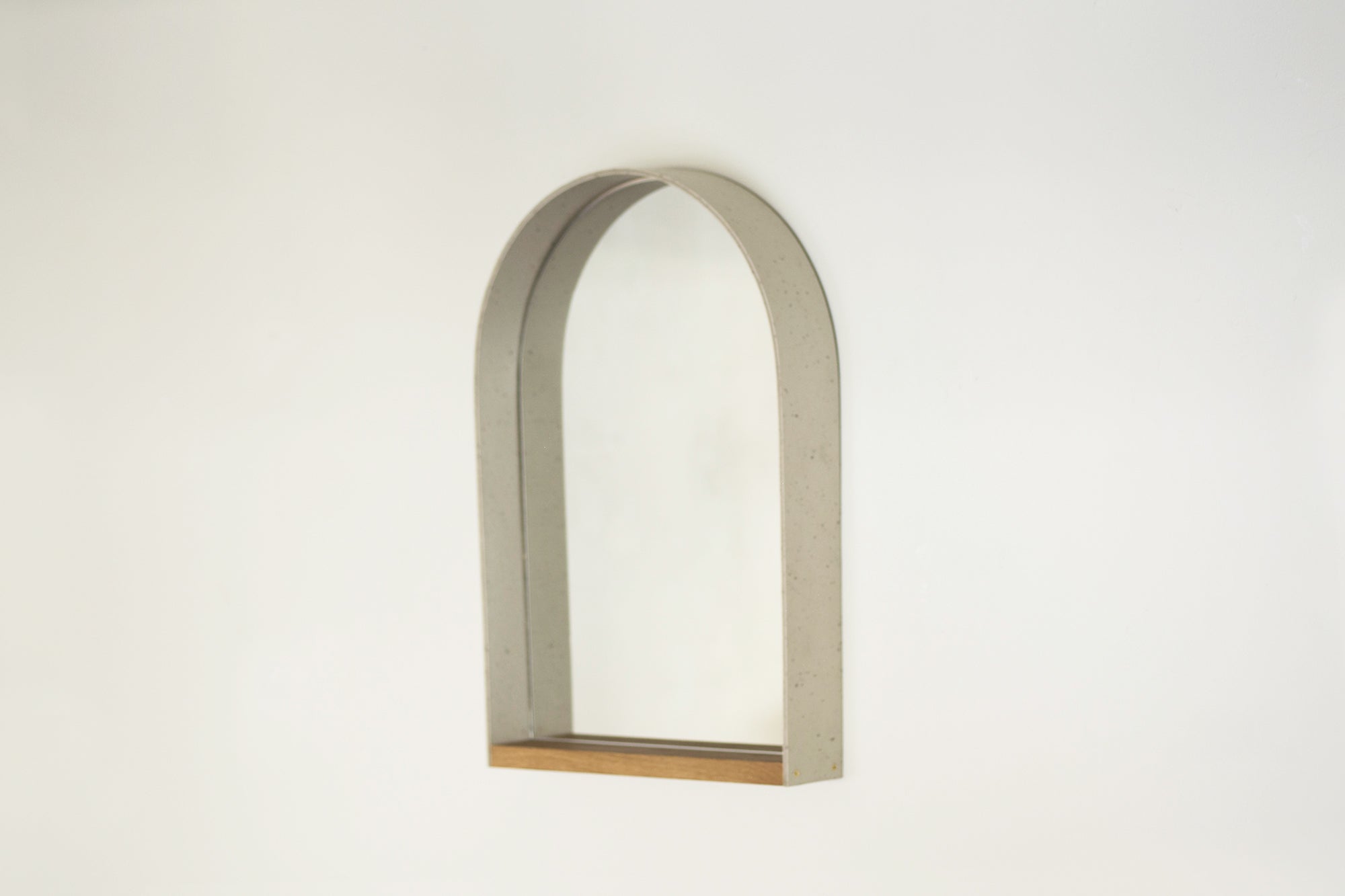 Marmoleum Mirror – Playmountain