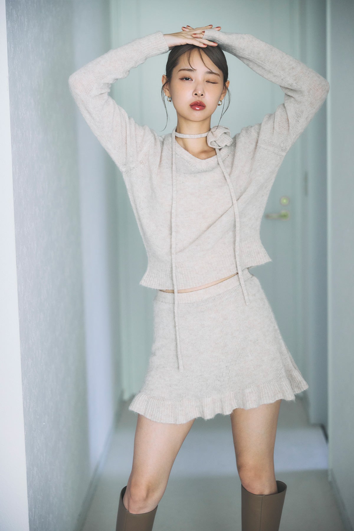 ローズアクセントニットセットアップ – poláura OFFICIAL ONLINE STORE