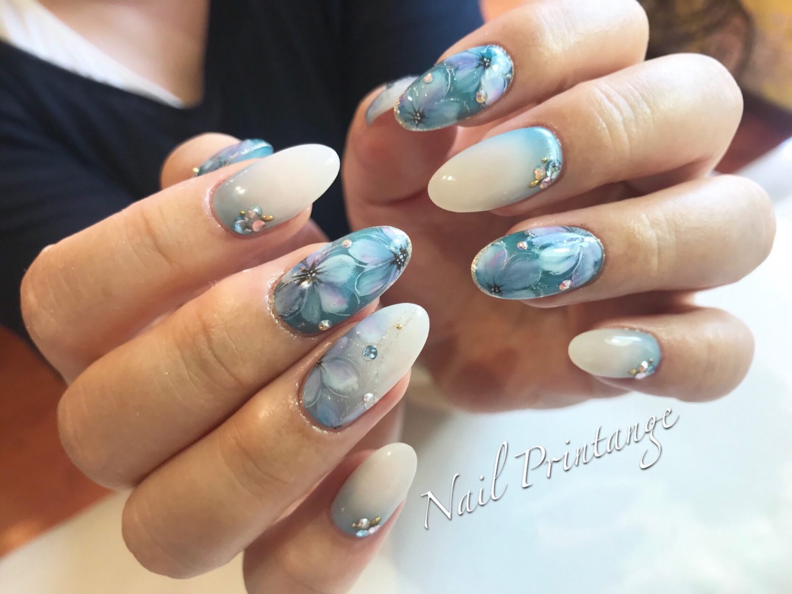 Duncan Miller社 ラージブルーオパルセントホブネイル フリルボウル