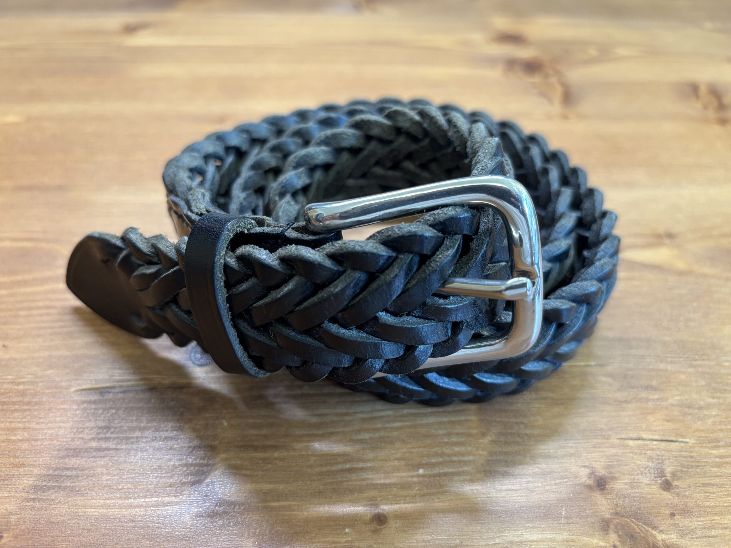 レビュー】WHITEHOUSE COXのメッシュベルト（32mm幅・サイズ30/75）を