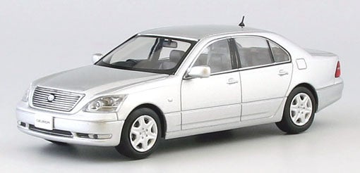 1/43 トヨタ セルシオ （F30） Cタイプ 4色登場！ | kyoshoダイ