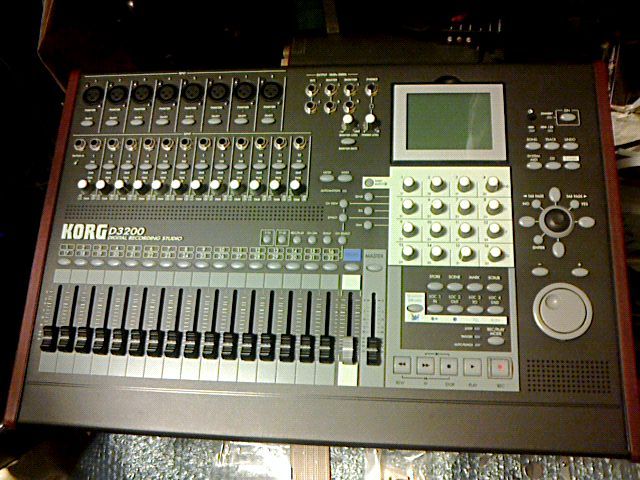 KORGマルチトラックレコーダー「D3200」をGET♪ | NOZ's Stylish Sound♪