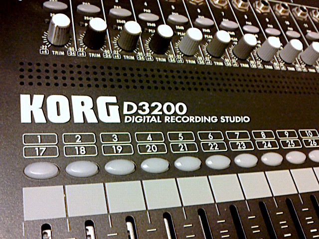 KORGマルチトラックレコーダー「D3200」をGET♪ | NOZ's Stylish Sound♪