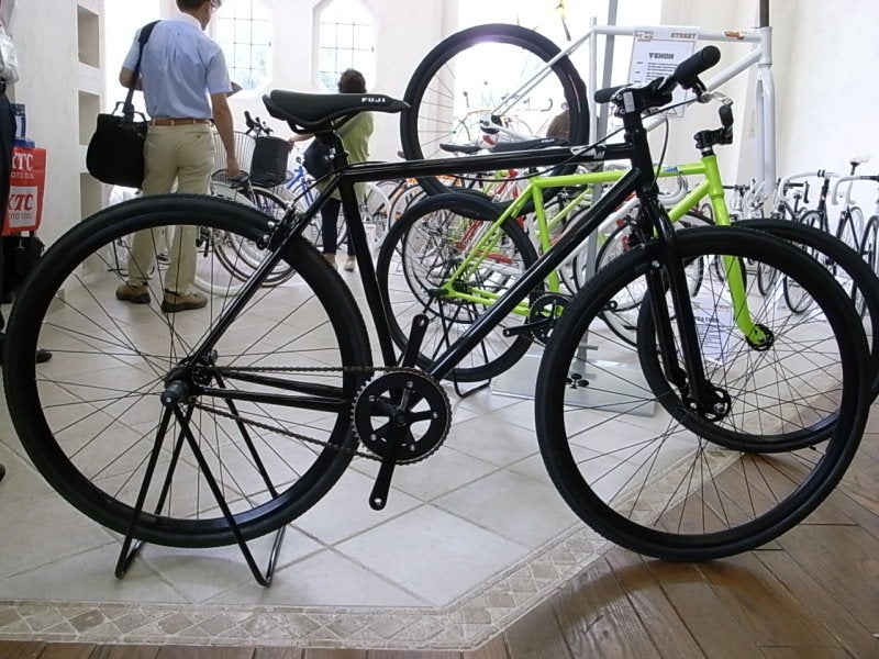 ピストバイク FUJI VENOM 黒 FUJI VENOMがついに入荷！！ | ブロー