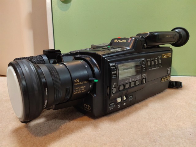 FUJIX-Hi8 M830HR(SONY CCD-V900のOEM) 紹介編