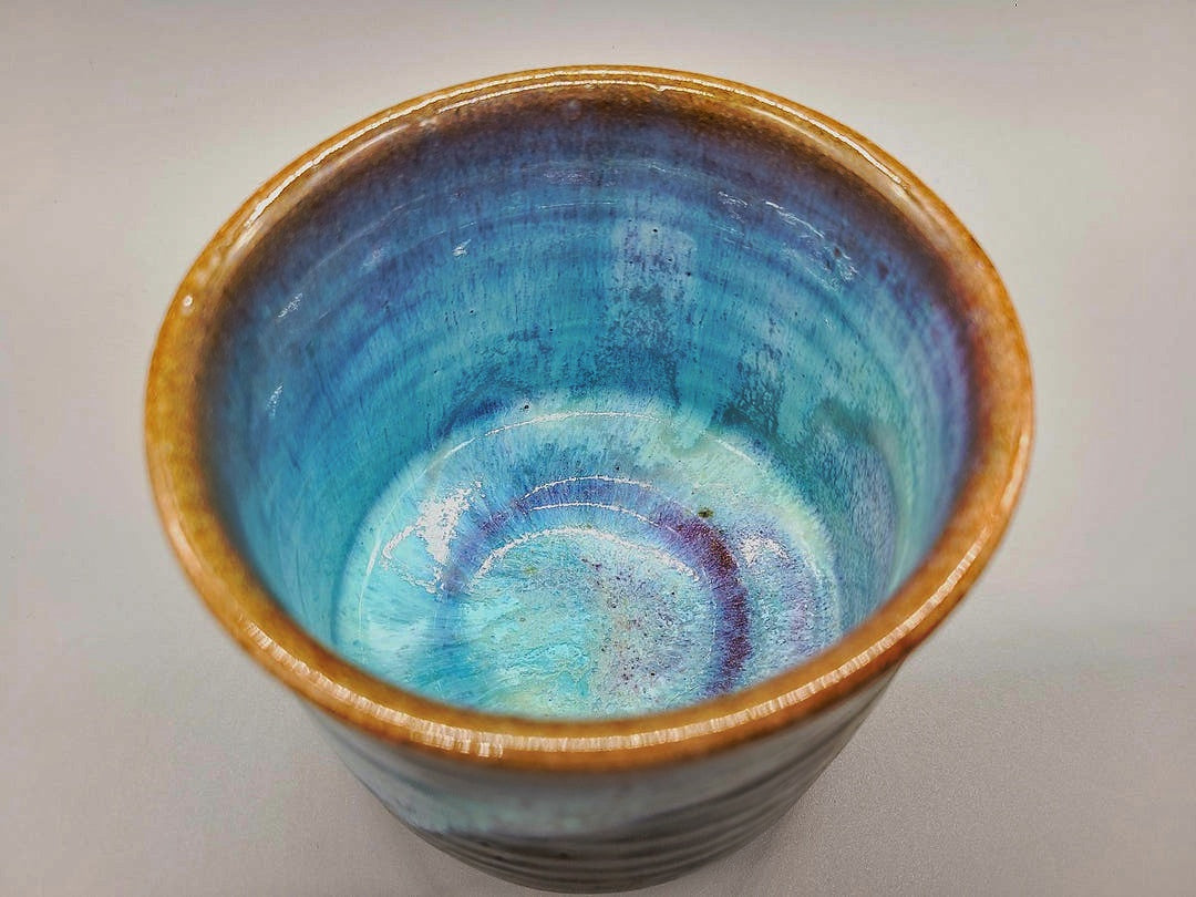 会津本郷焼 宗像利訓 翠彩掛分筒茶碗 – SEIKADO