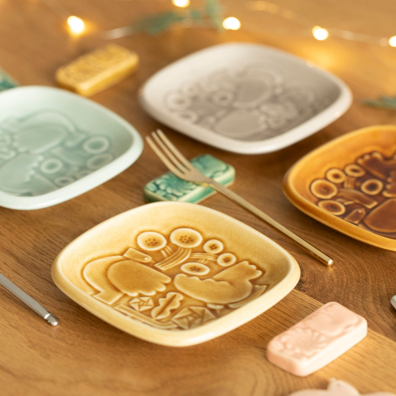 スクエアプレート【BIRDS' WORDS】 – ことりっぷオンラインストア