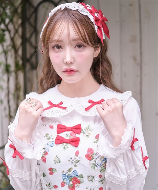 トーションレース丸襟ブラウス | axes femme online shop