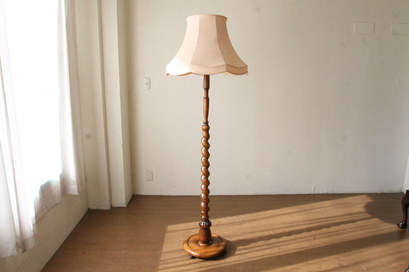 ツイストスタンドランプ｜アンティーク家具・照明の専門店｜デニム