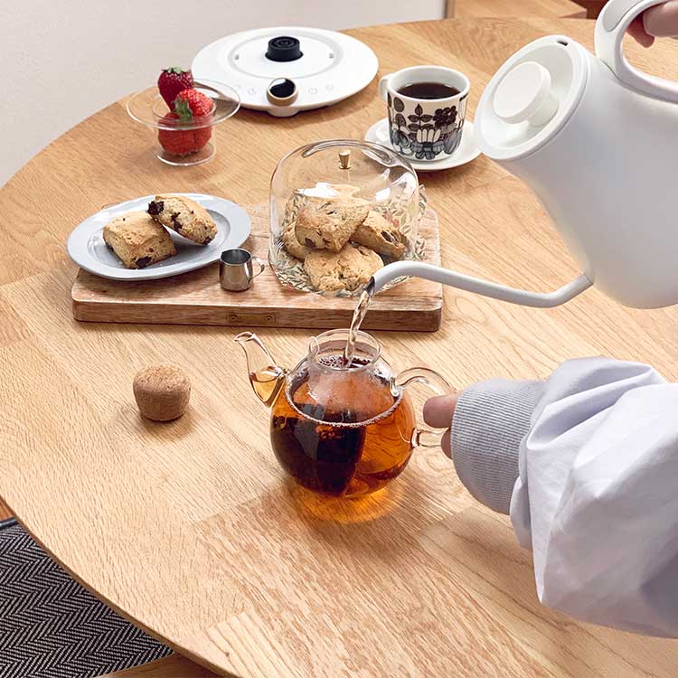 ☆［EPEIOS］ドリップケトル ホワイト|小田急百貨店オンライン