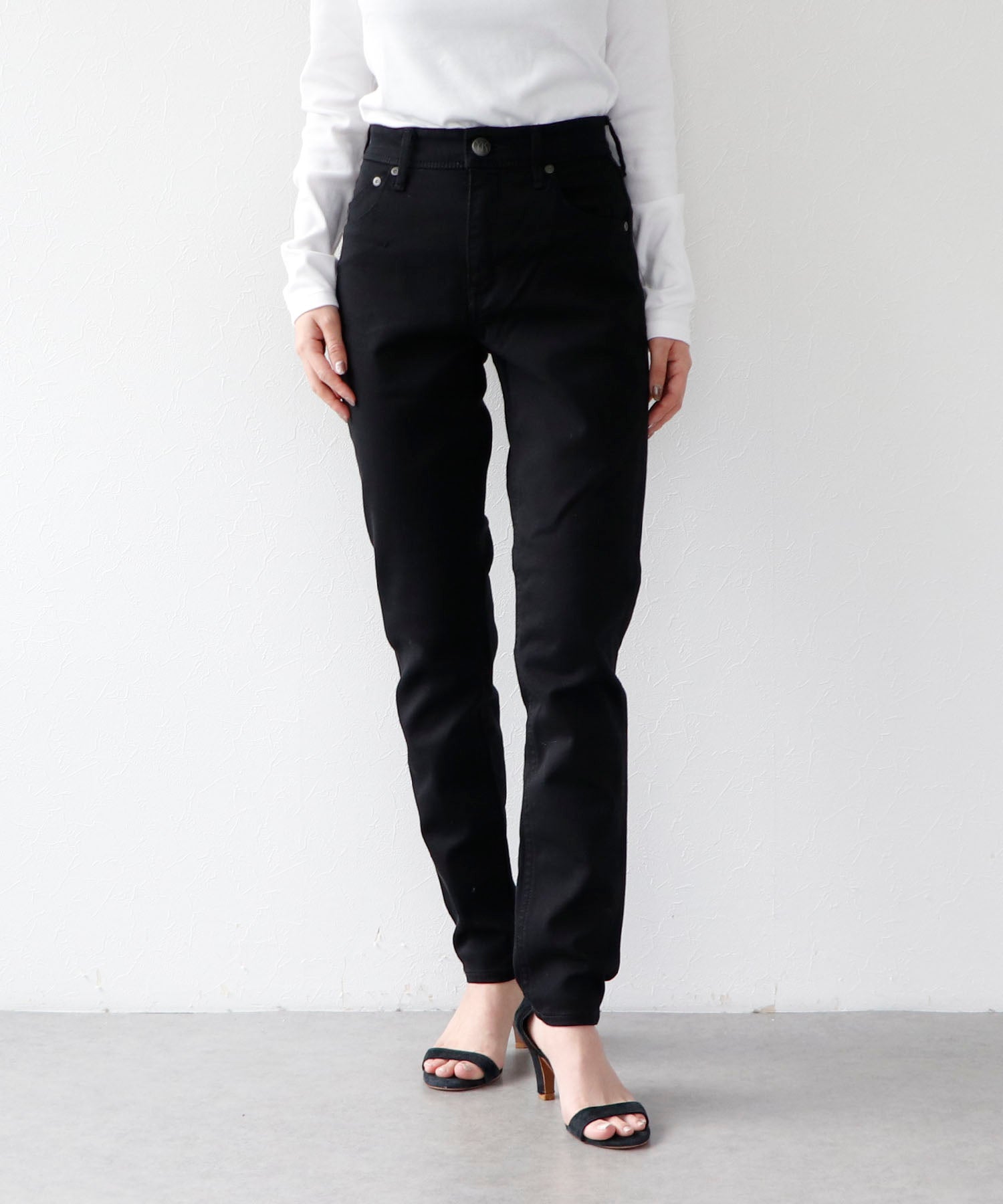 YANUK】RUTH スリムテーパード ブラック – Sirin Online Store