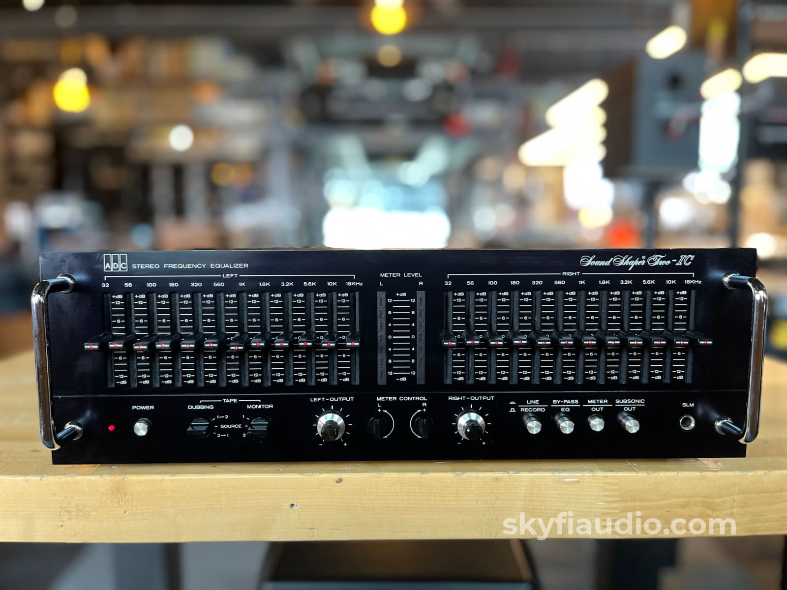 1970年代製名機ADC SS-TWO ステレオイコライザー