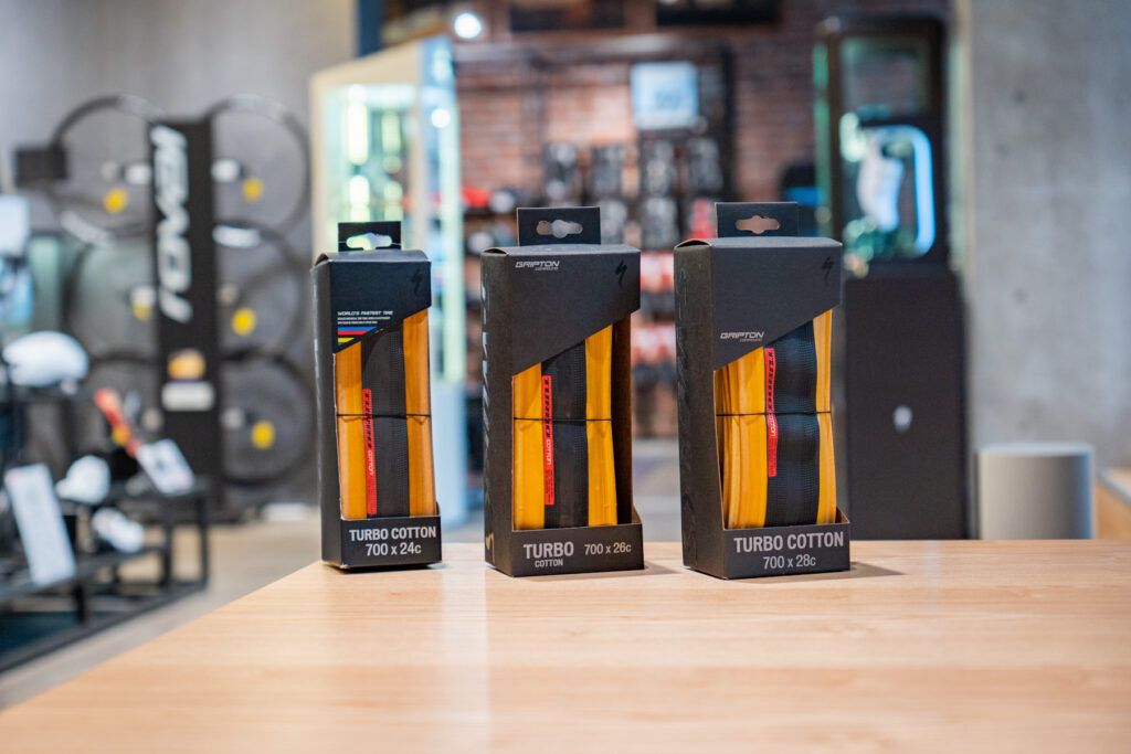 滑らかな走りが病みつきになるタイヤ”Turbo Cotton