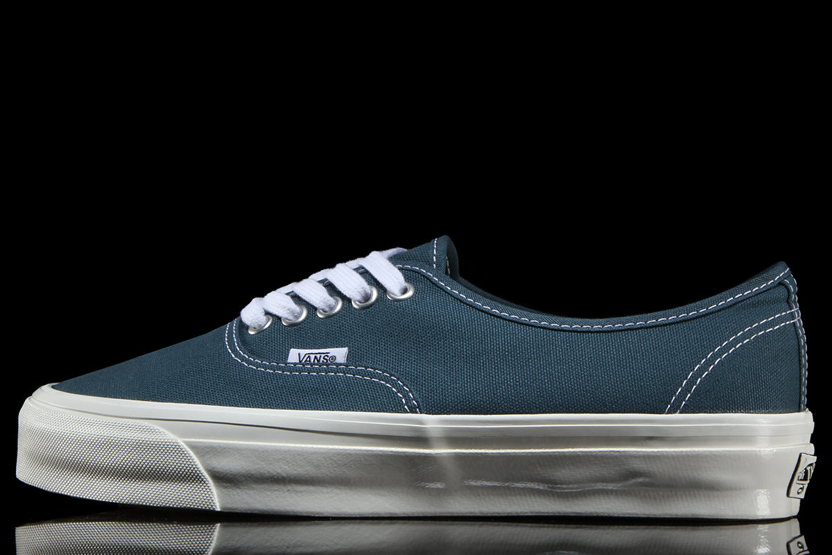 LX Authentic 44 – Premier