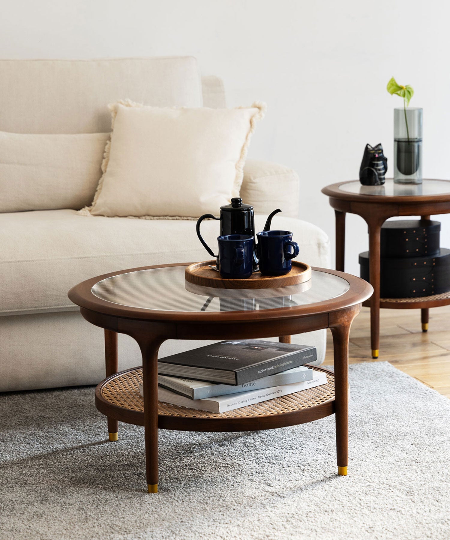 JULIE ラウンドコーヒーテーブル ダークブラウン - 北欧ヴィンテージの