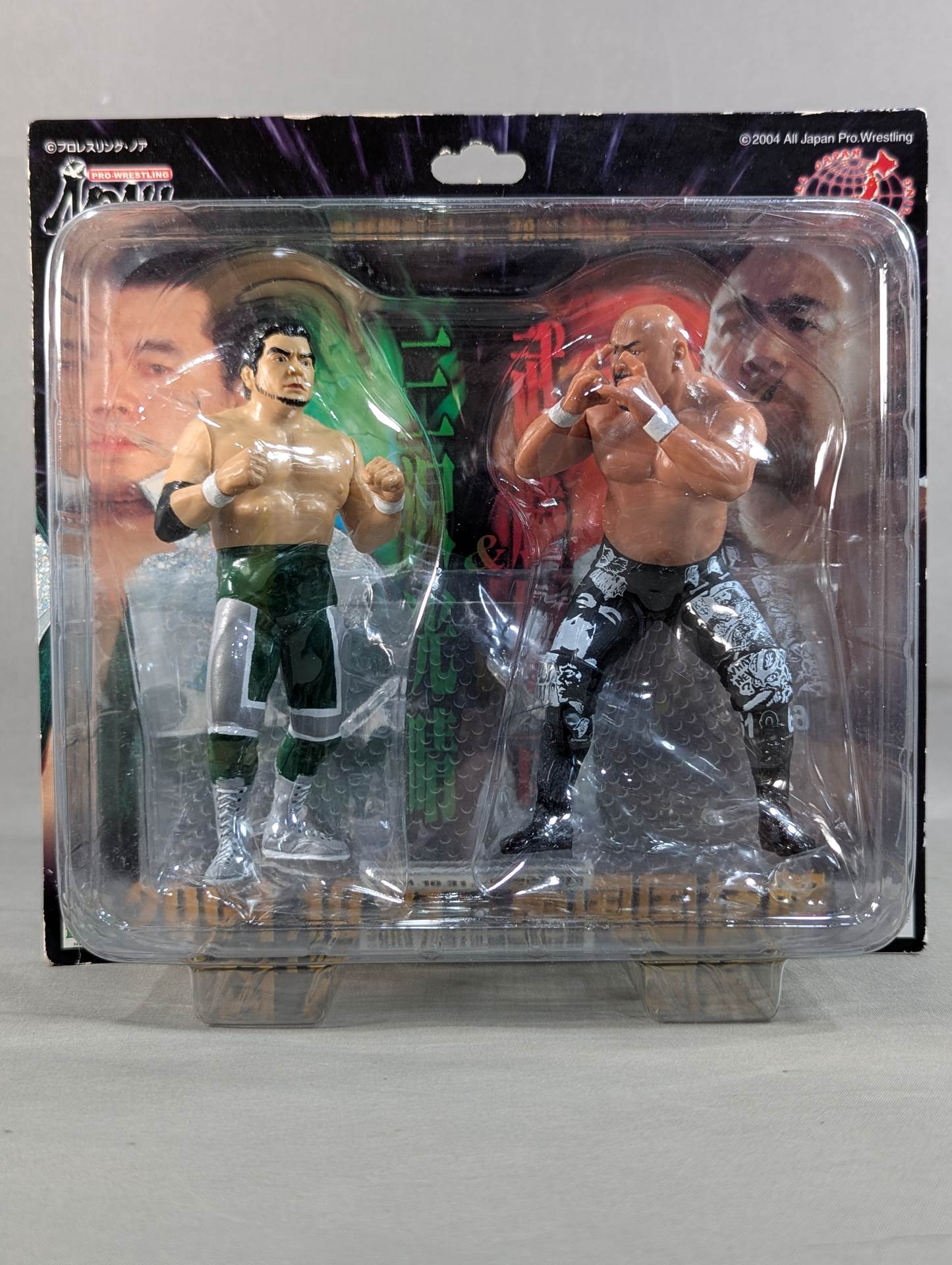 三沢光晴 武藤敬司 Wサイン入りフィギュア 三沢光晴 武藤敬司 Wサイン