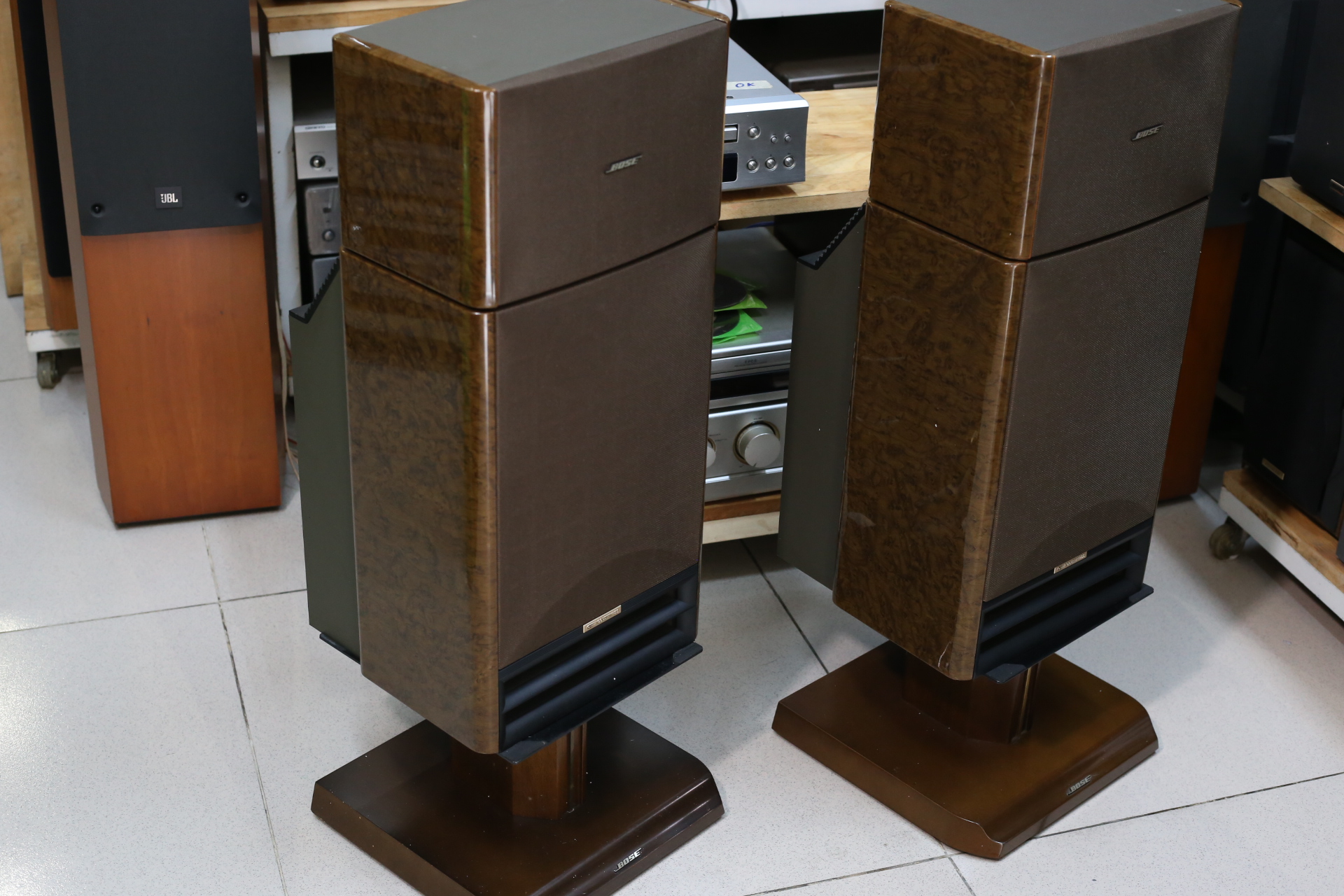 BOSE 363 WestBorough