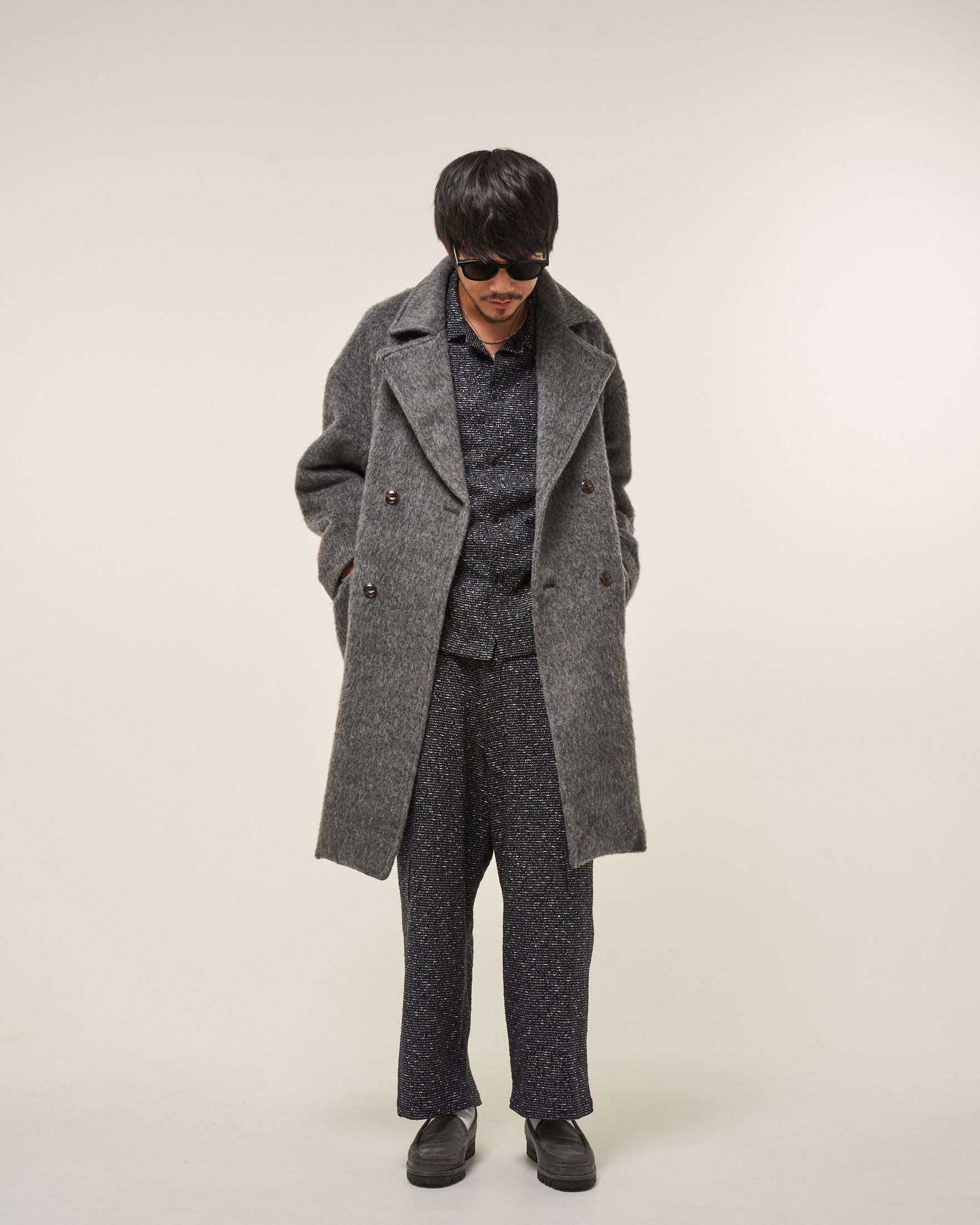 2025 AW] EFFECTEN / Shaggy wool double breasted long coat