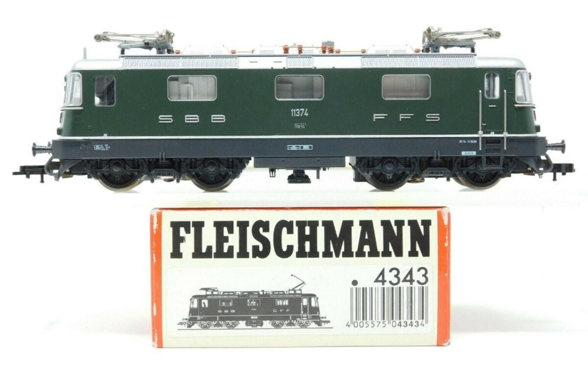Fleischmann 4343 HO SBB Swiss Federal RE 4/4 Electric Locomotive