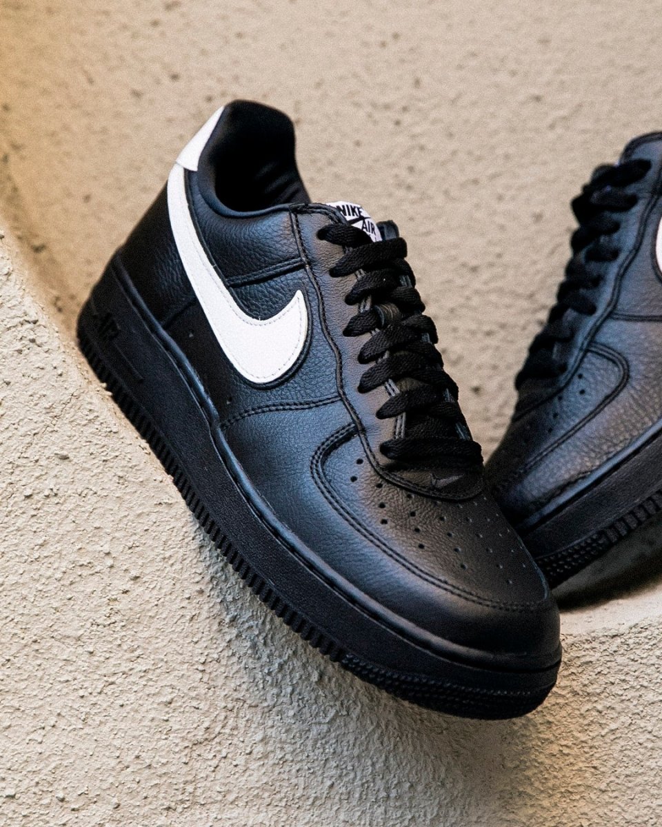 Air Force 1 Low Retro QS Black/White – West NYC
