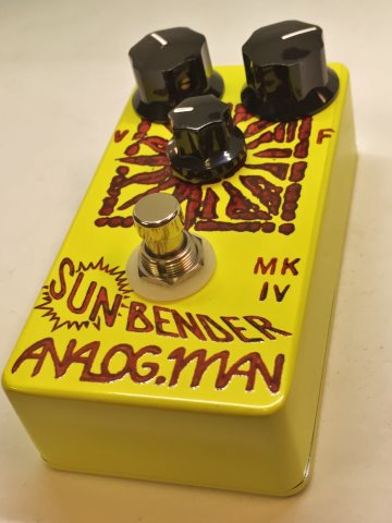 Analog Man Sun Bender MKIV fuzz pedal