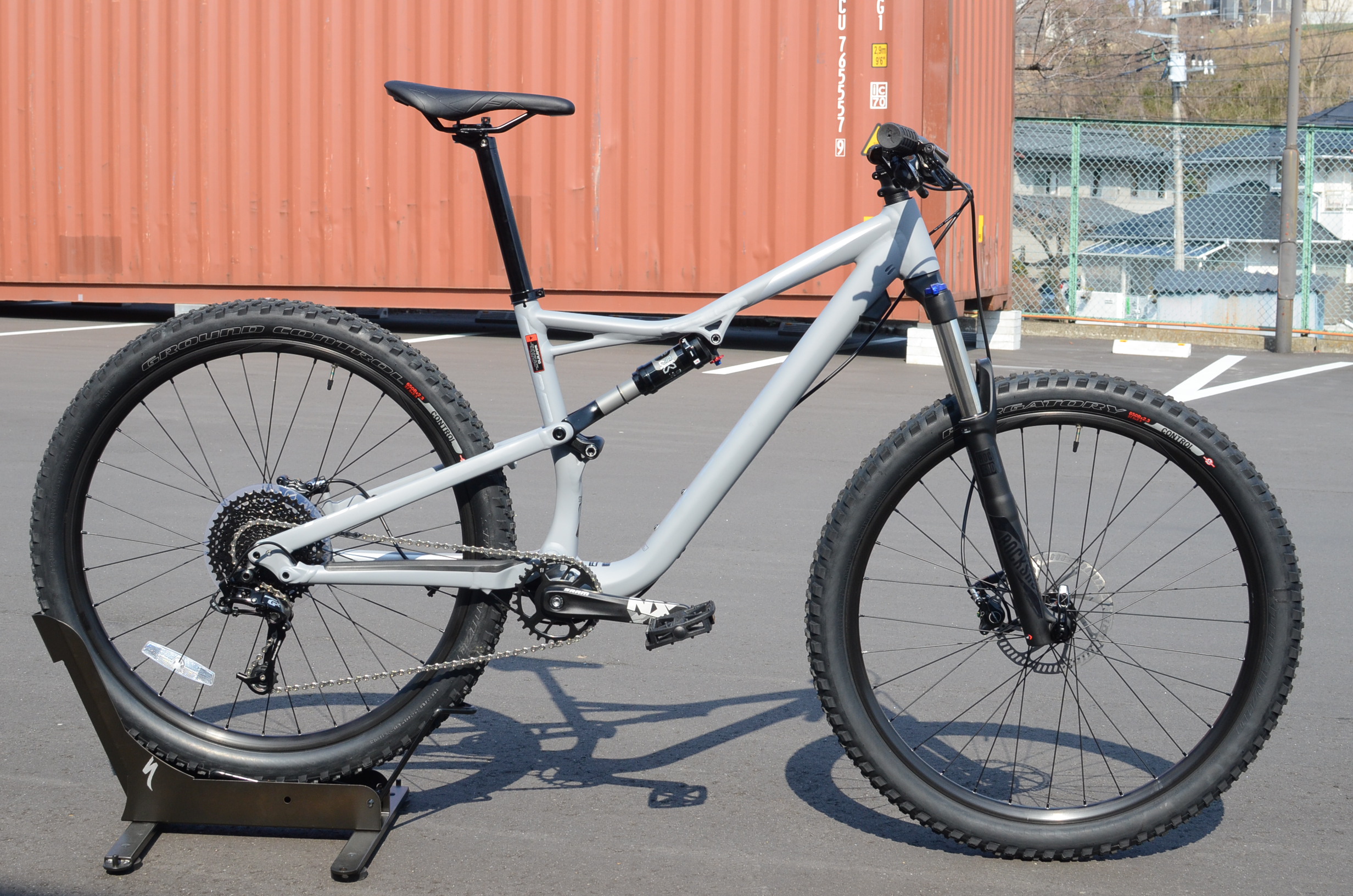 フルサスペンションMTB!SPECIALIZED CAMBER FSR 650b(スペシャライズド