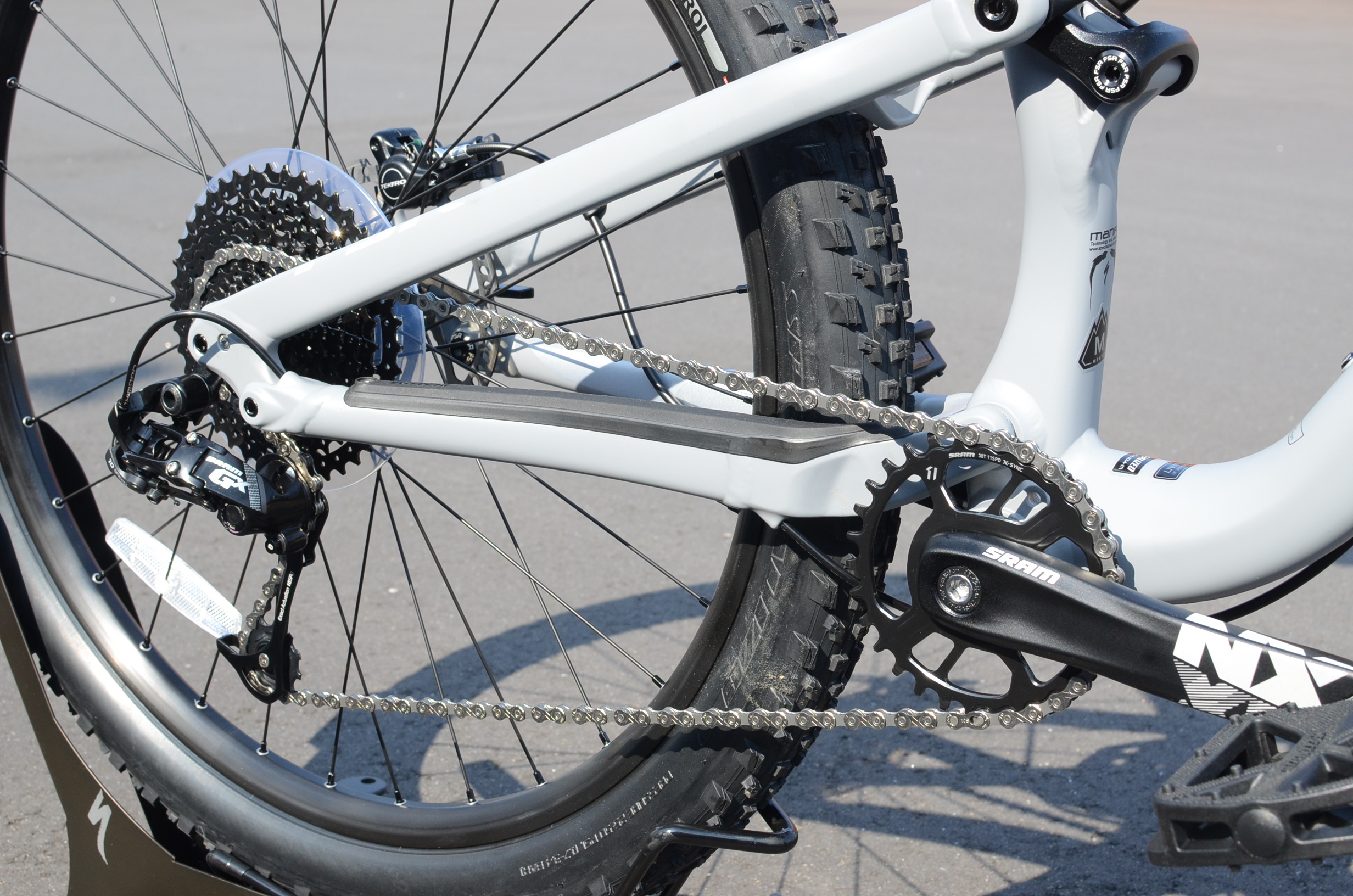 フルサスペンションMTB!SPECIALIZED CAMBER FSR 650b(スペシャライズド