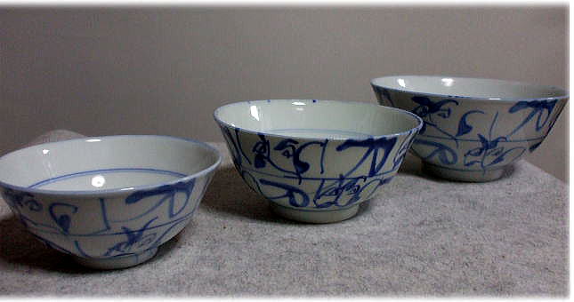 青花・老茶花碗 「中国食器 景徳鎮」