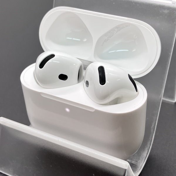 Apple 【中古】AirPods 4 MXP93J/A（アクティブノイズキャンセリング