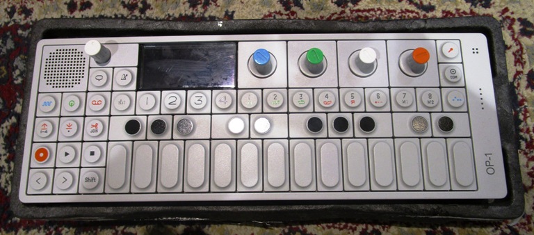 Teenage EngineeringのOP-1 中古で入荷しました！！ | イシバシ楽器